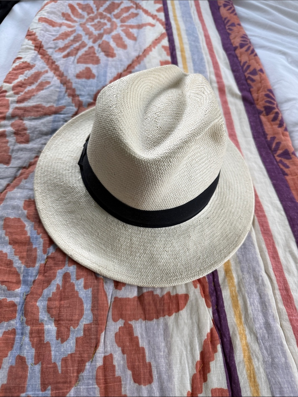 Goorin Bros Cream Straw Fedora with Black Band Large 7 1/4-7 3/8 unisex